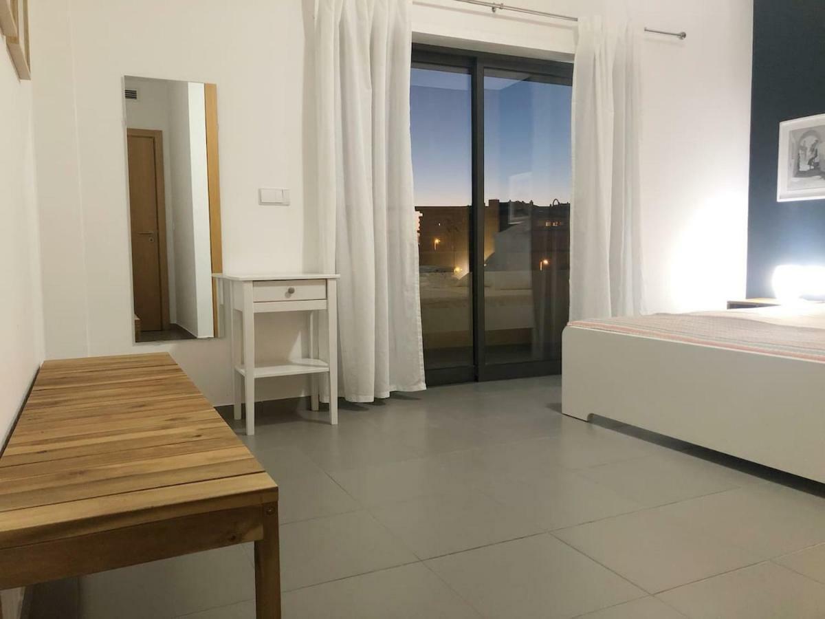 Amazing Apartment In Praia Da Rocha Portimao Exterior photo
